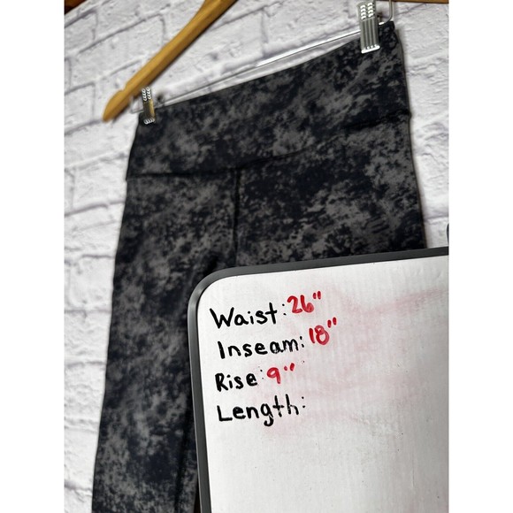 ALO Yoga‎ Women's Cropped Leggings Acid Wash Mid Rise Measured Size Small - Picture 7 of 7